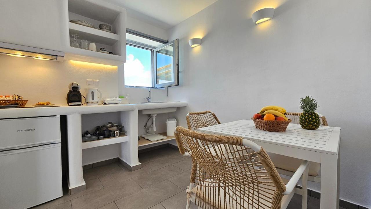 Polychronis Private Suite Pollonia Dış mekan fotoğraf