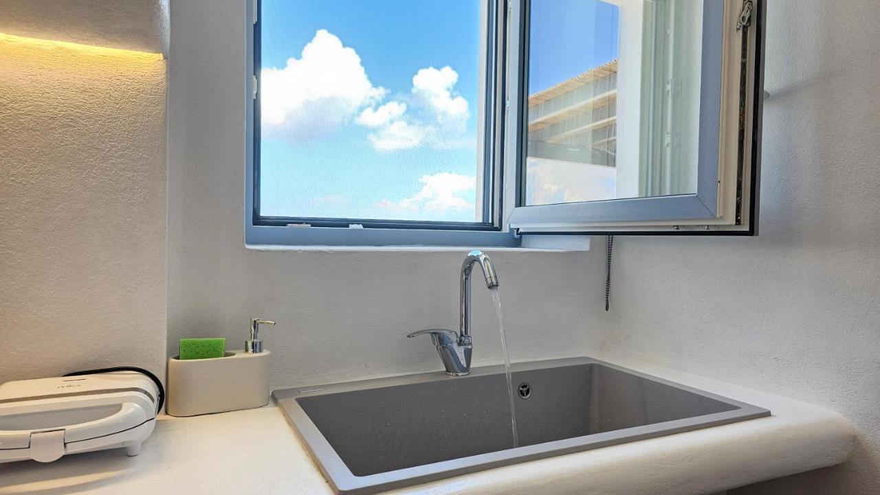 Polychronis Private Suite Pollonia Dış mekan fotoğraf